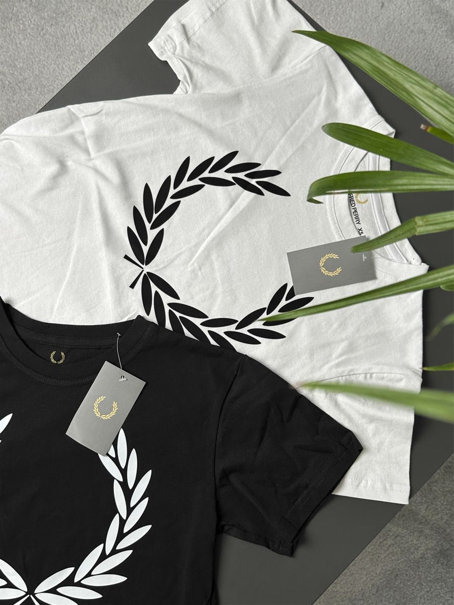 Футболка FRED PERRY Big Logo fptxsbbl фото