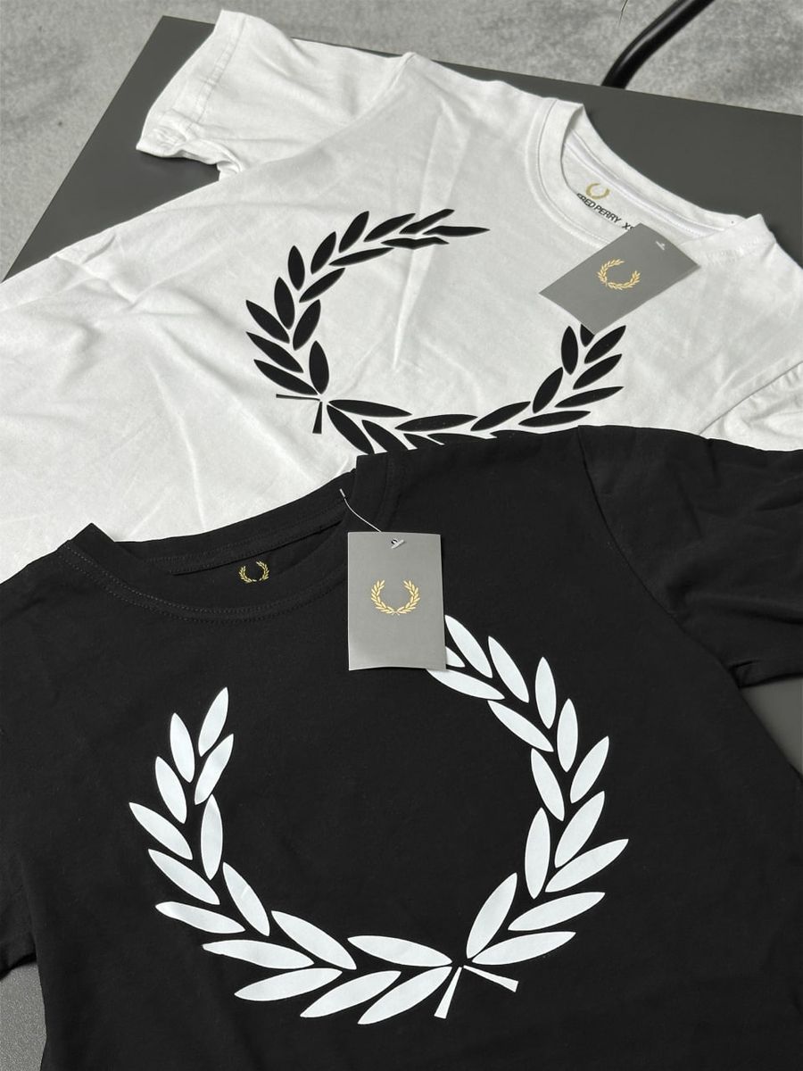 Футболка FRED PERRY Big Logo Front fptxsbblf фото