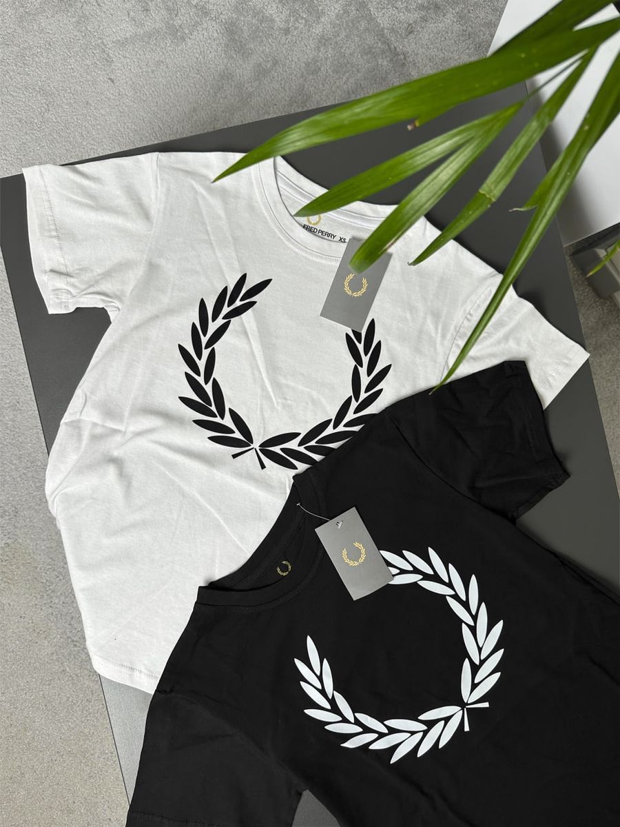 Футболка FRED PERRY Big Logo Front fptxsbblf фото