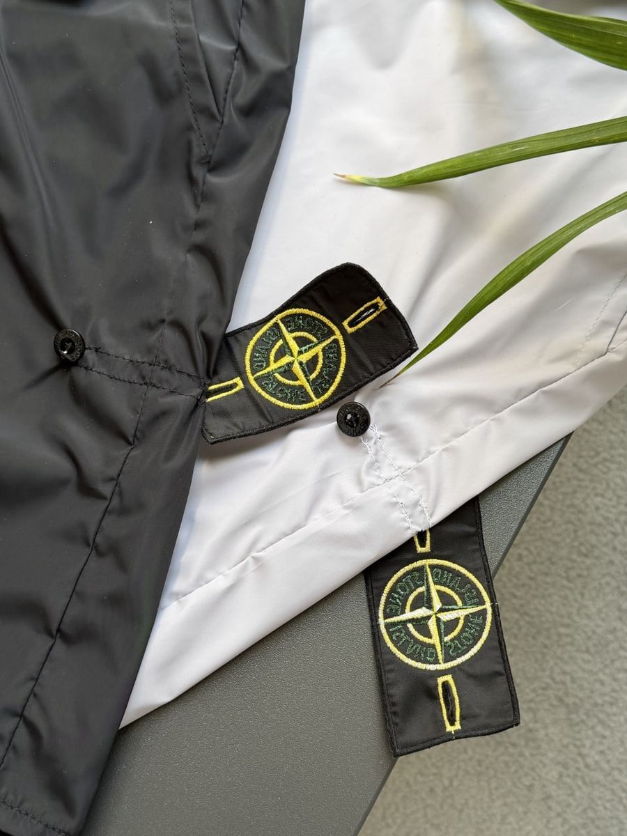 Шорти STONE ISLAND GORE-TEX sisxsbn фото