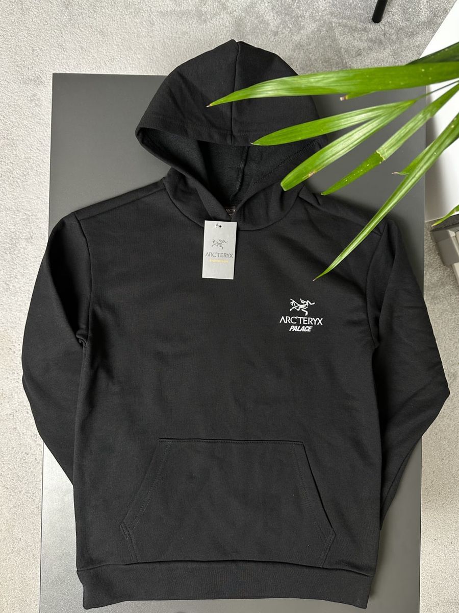 Худі ARCTERYX x PALACE arhxsbaxplc фото