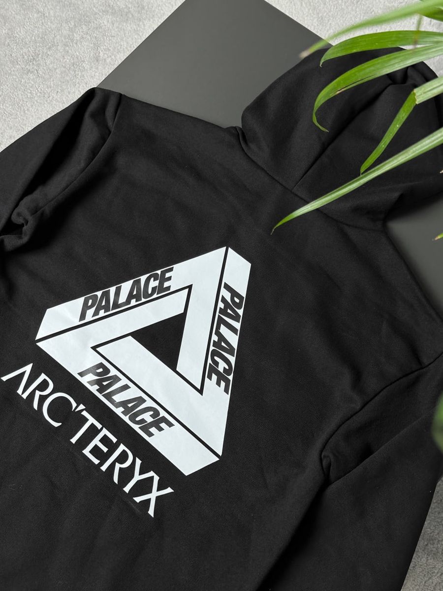 Худі ARCTERYX x PALACE arhxsbaxplc фото