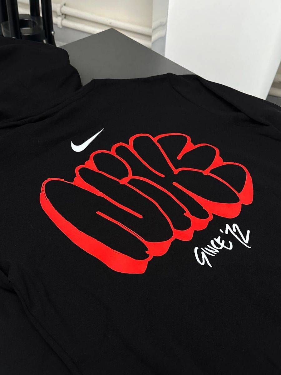 Худі NIKE Graphity nkhxsbg фото